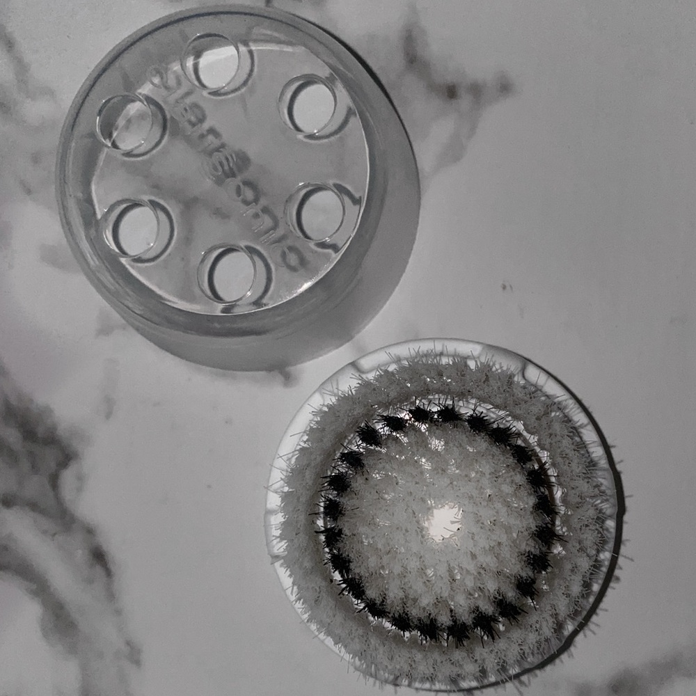 Clarisonic sensitive brush head